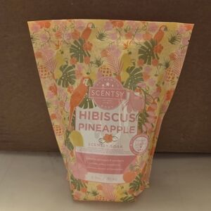 Scentsy Hibiscus Pineapple Bath Soak with Floral Design